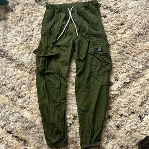 Green cargos